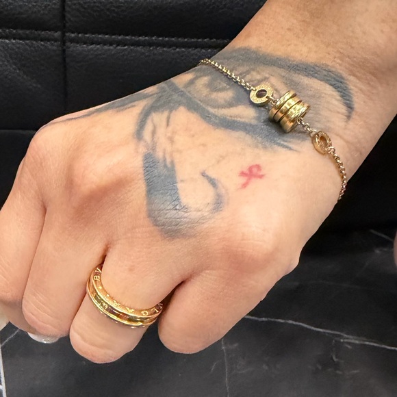 Bulgari B.zero1 Yellow Gold Ring - Picture 8 of 9